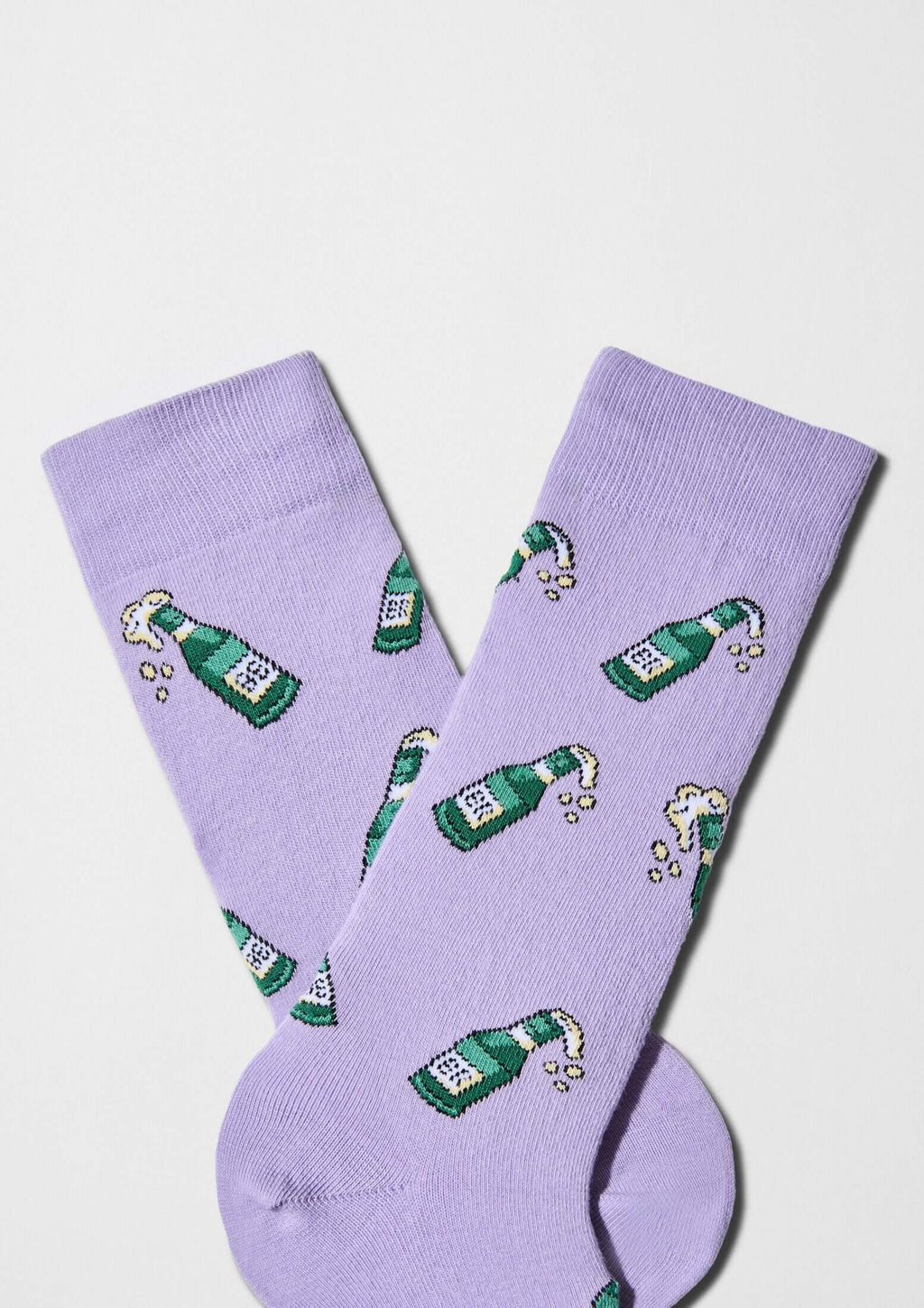 Calcetines BeBeer Mauve con patrón de botellas de cerveza verde sobre fondo malva - BESOCKS