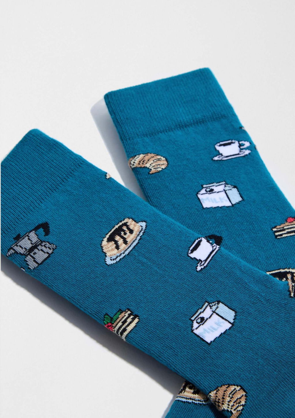 Calcetines BeSweetBreakfast Green en verde azulado con dibujos de brunch americano, café y postres en varios colores.