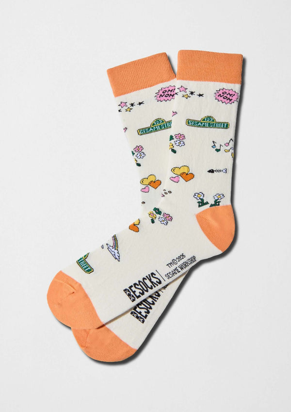 Calcetines BeSesameStreet Logo color off-white con corazón, flores y notas musicales - BESOCKS