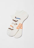 BePets Off White Ankle, calcetines tobilleros con perro salchicha en fondo blanco roto, fabricados en algodón orgánico.
