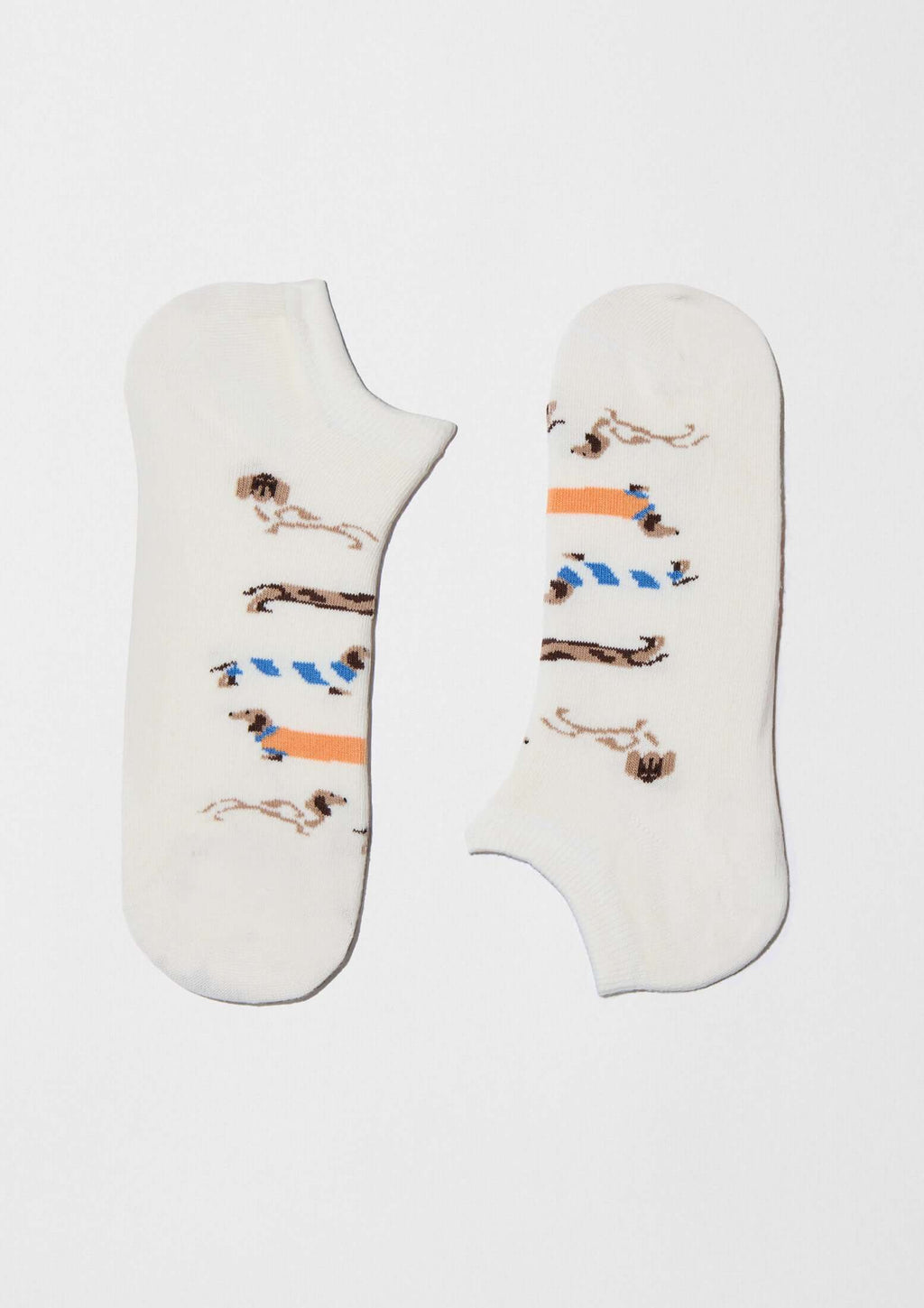 BePets Off White Ankle, tobilleros con patrón de perros salchicha sobre fondo blanco roto y tonos de colores.