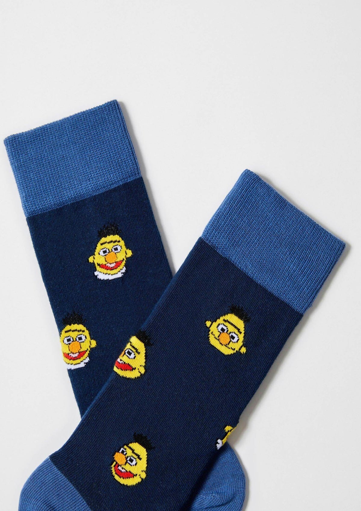 Calcetines BeSesameStreet Blas azul marino con dibujos de caras, diseño tobillero.
