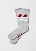 Calcetines BeSesameStreet Elmo Grey en gris con dibujo de Elmo y franjas blancas, de altura media caña.