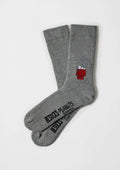 calcetines grises con bordado de snoopy 