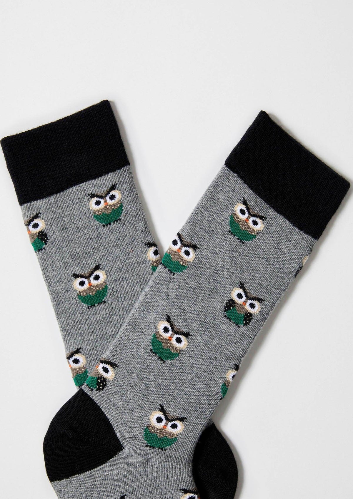 calcetines grises de buhos