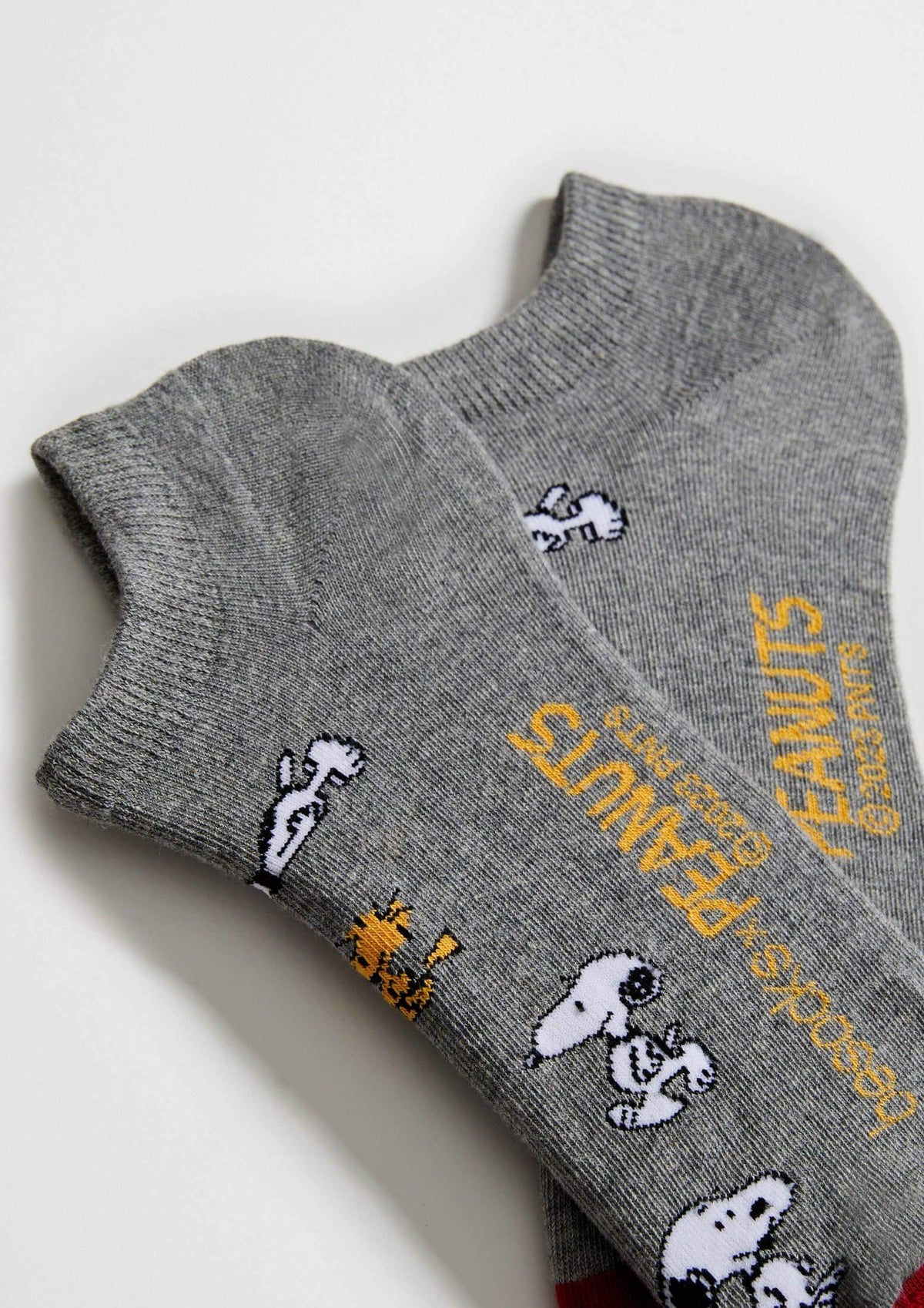 Calcetines tobilleros BeSnoopy Grey Ankle con estampado de Snoopy y Woodstock - BESOCKS